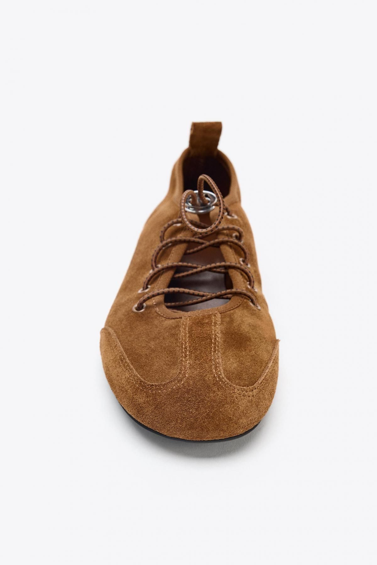 자라 스포티 스웨이드 스트랩 플랫슈즈 1557/610 BROWN - 상세 이미지 4