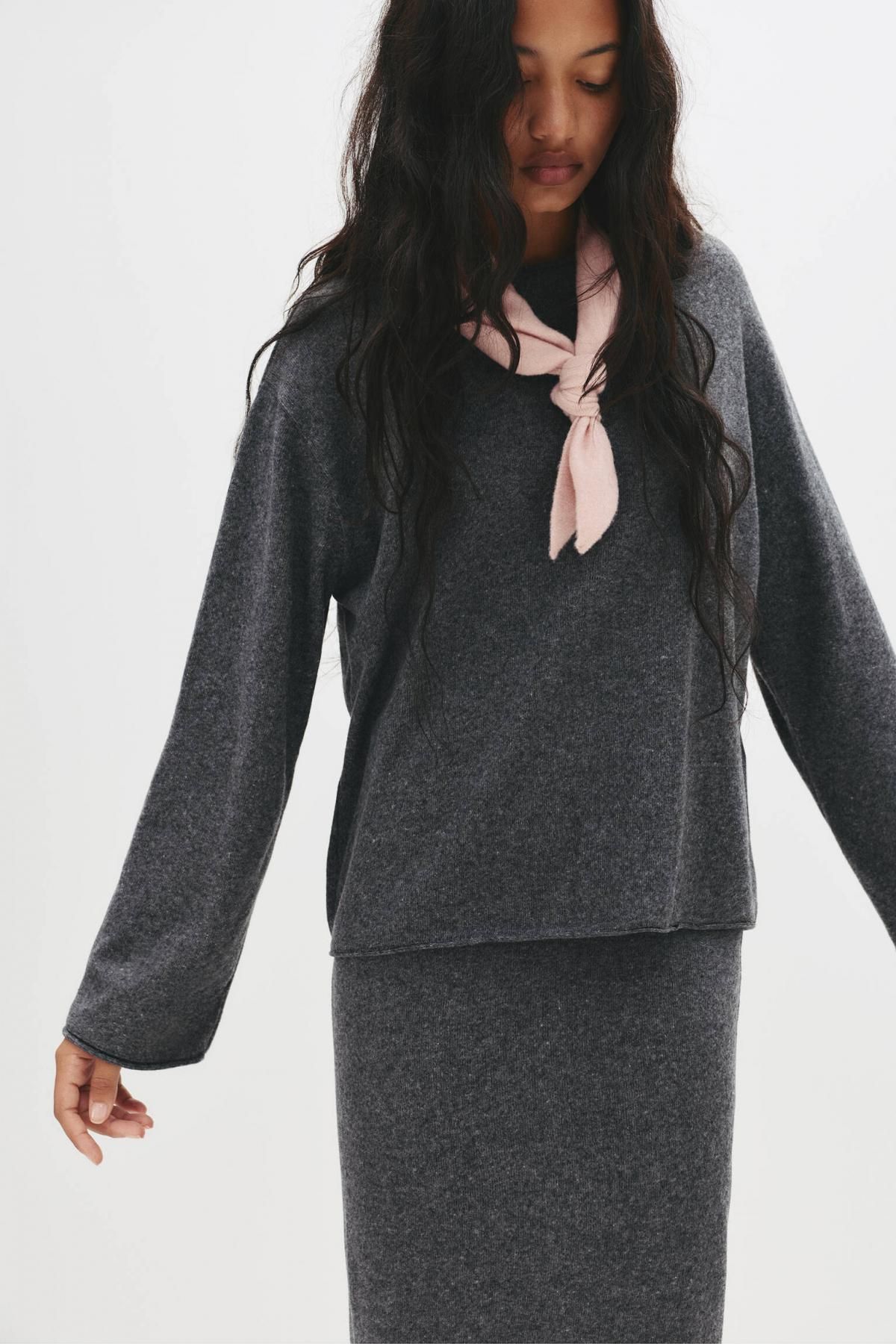 풀앤베어 소프트터치 그레이 라운드넥 긴팔 티셔츠 7151/473 MEDIUM GREY - 상세 이미지 2