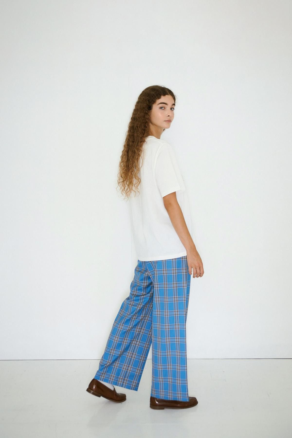 타이니코튼 페트롤 블루 체크 와이드 팬츠 AW25-626R18 ONE COLOR - 상세 이미지 4