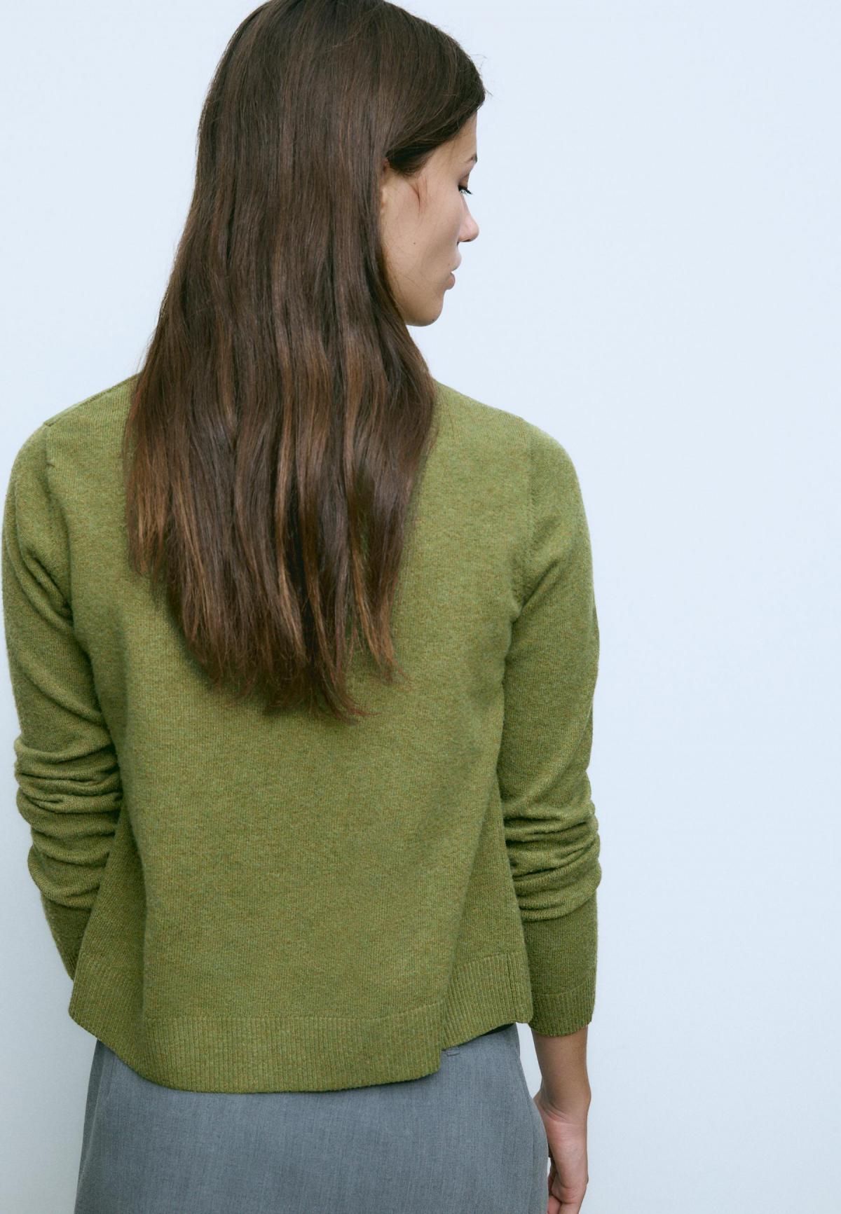 스트라디바리우스 소프트터치 라운드넥 니트 버튼업 가디건 5034/465 OLIVE GREEN - 상세 이미지 5