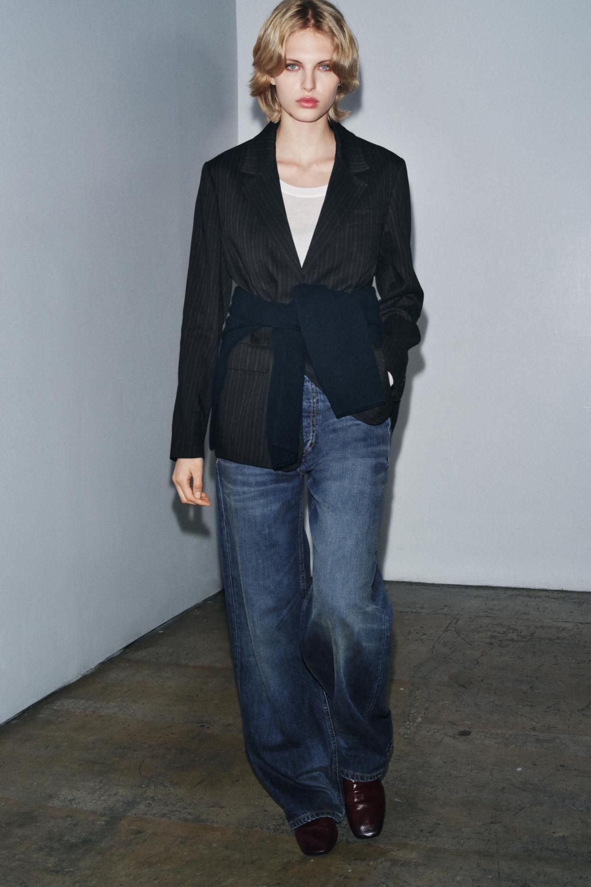 자라 테일러드 스트라이프 린넨 블렌드 블레이저 2922/246 BLACK - 상세 이미지 2