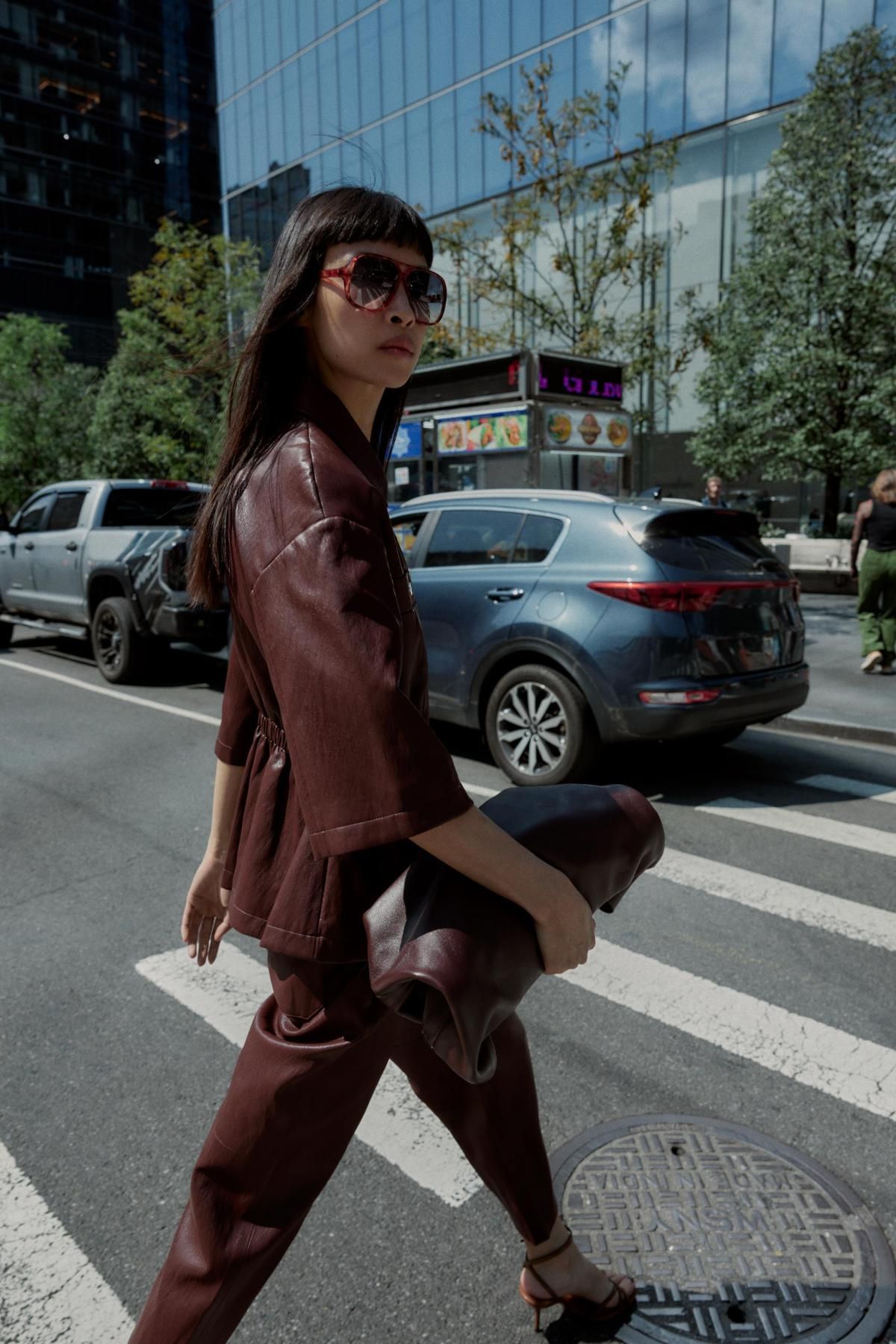 자라 페이크 레더 테크니컬 집업 블레이저 4387/356 BURGUNDY - 상세 이미지 5