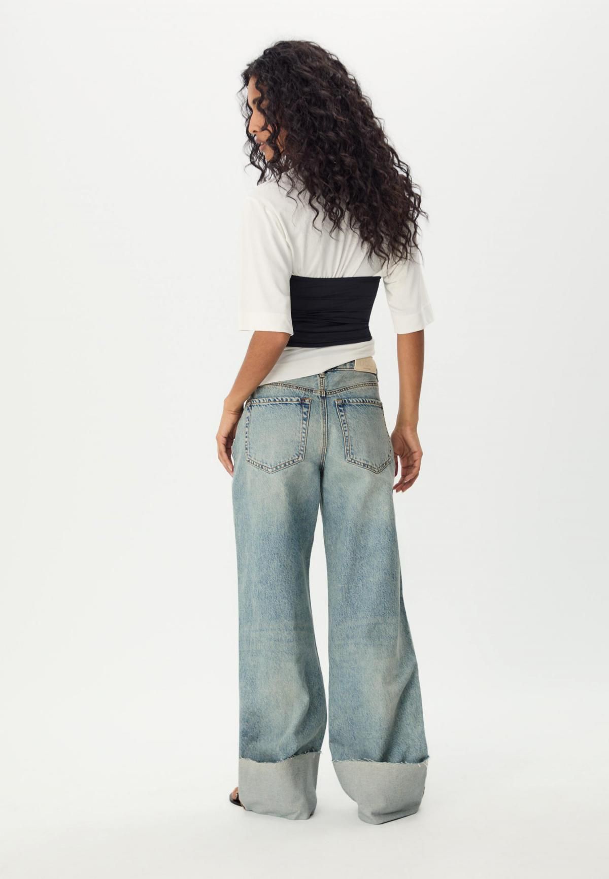 스트라디바리우스 트렌디 와이드 스트레이트 데님 턴업 청바지 4865/915 MEDIUM BLUE DENIM - 상세 이미지 2