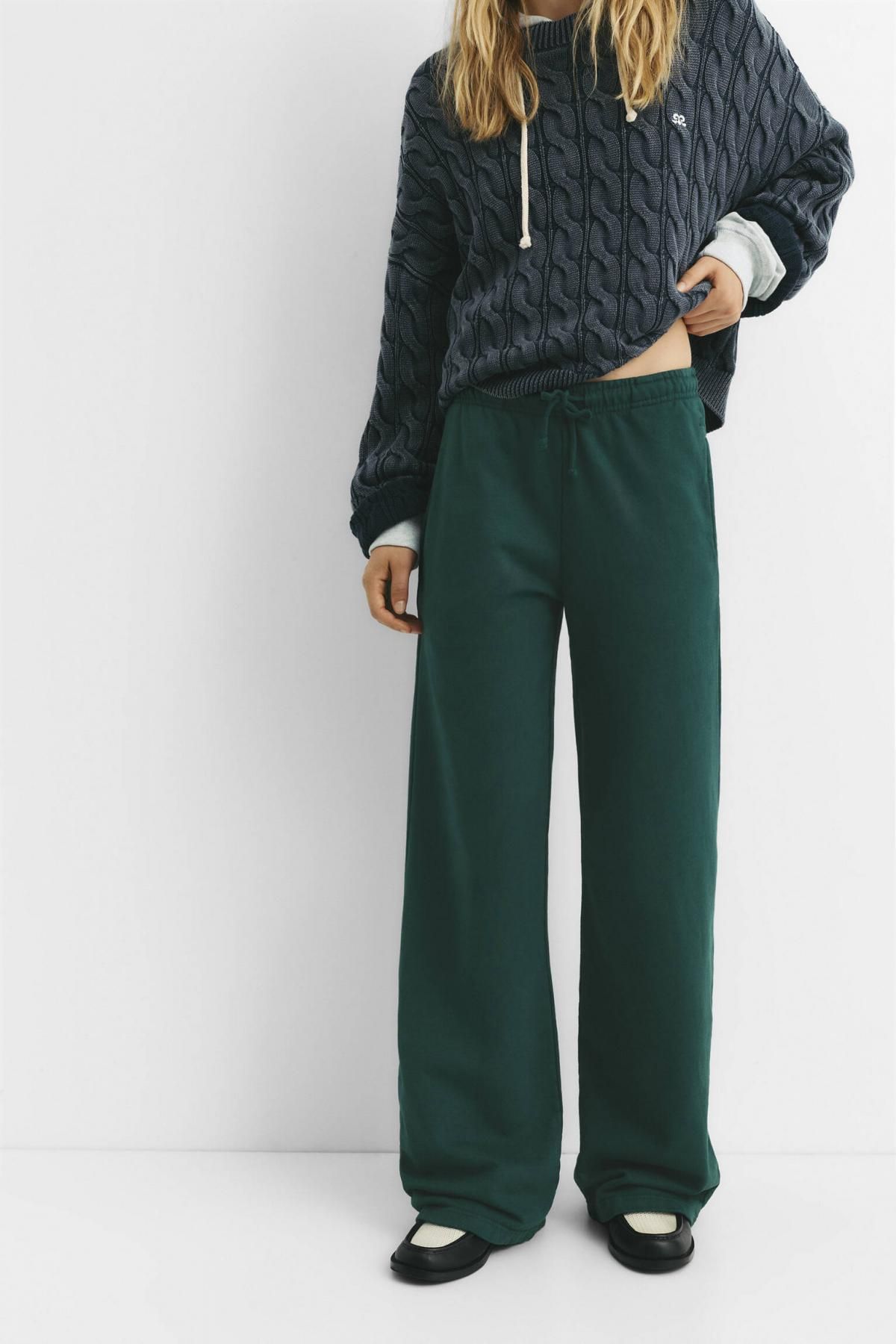 풀앤베어 코튼블렌드 밴딩 와이드 플루이드 트레이닝 팬츠 7675/310 BOTTLE - 상품 이미지