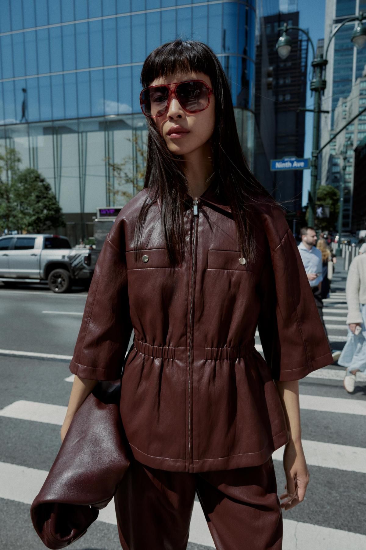 자라 페이크 레더 테크니컬 집업 블레이저 4387/356 BURGUNDY - 상세 이미지 3