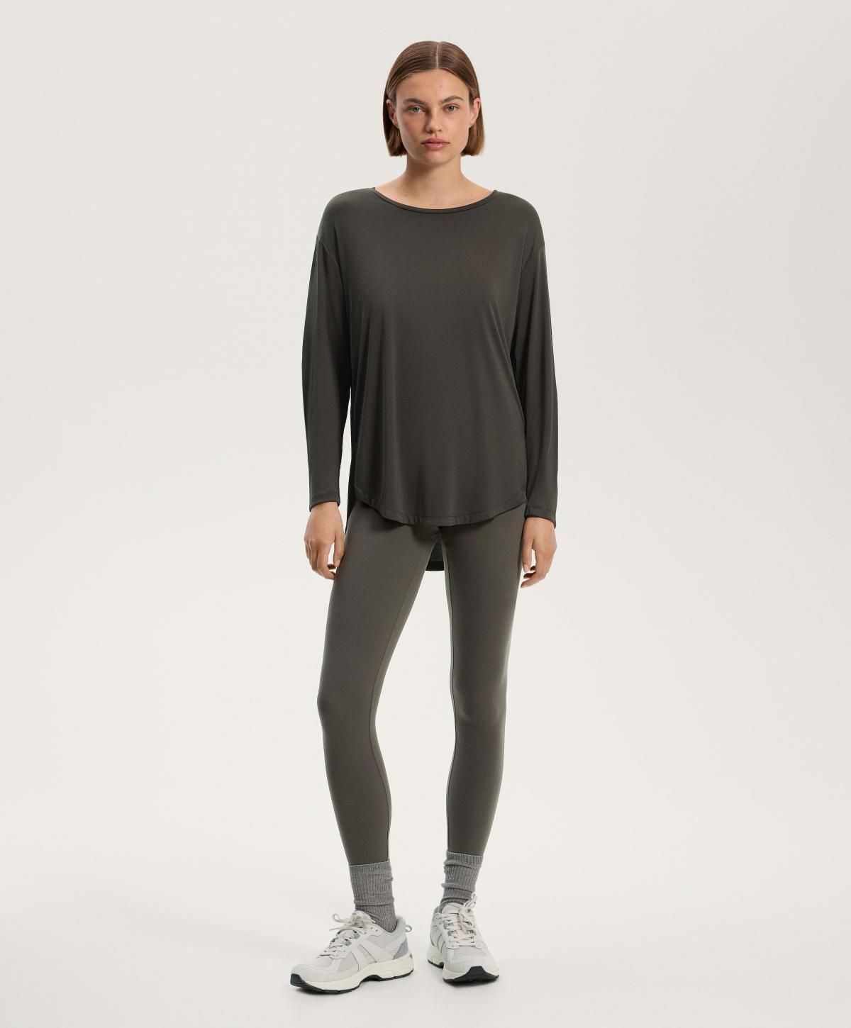 오이쇼 모달블렌드 백플리츠 라운드넥 긴팔 티셔츠 0609/314 ANTHRACITE - 상세 이미지 3