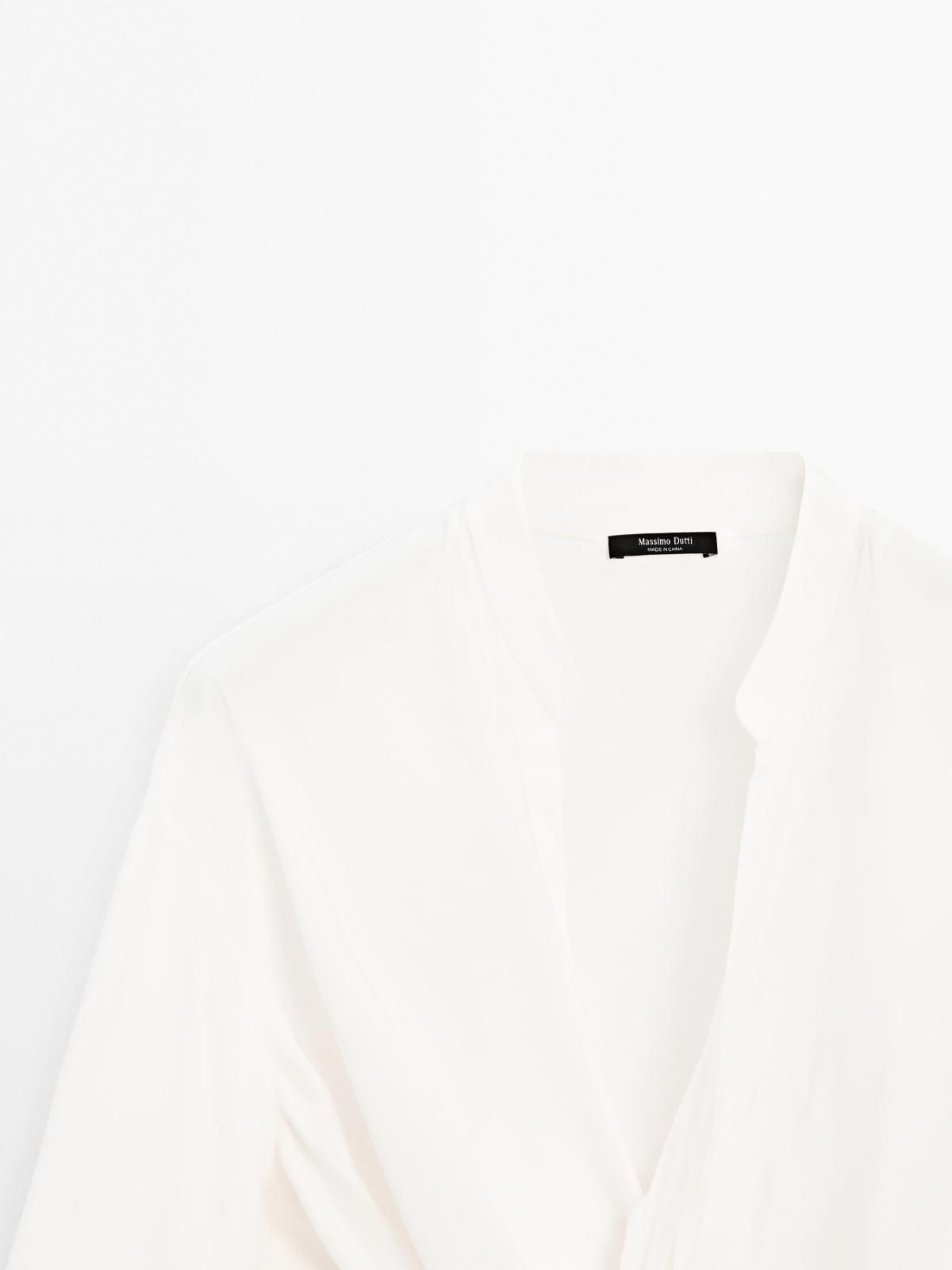 마시모두띠 브로치 디테일 플루이드 블라우스 5128/728 OFF WHITE - 상세 이미지 5