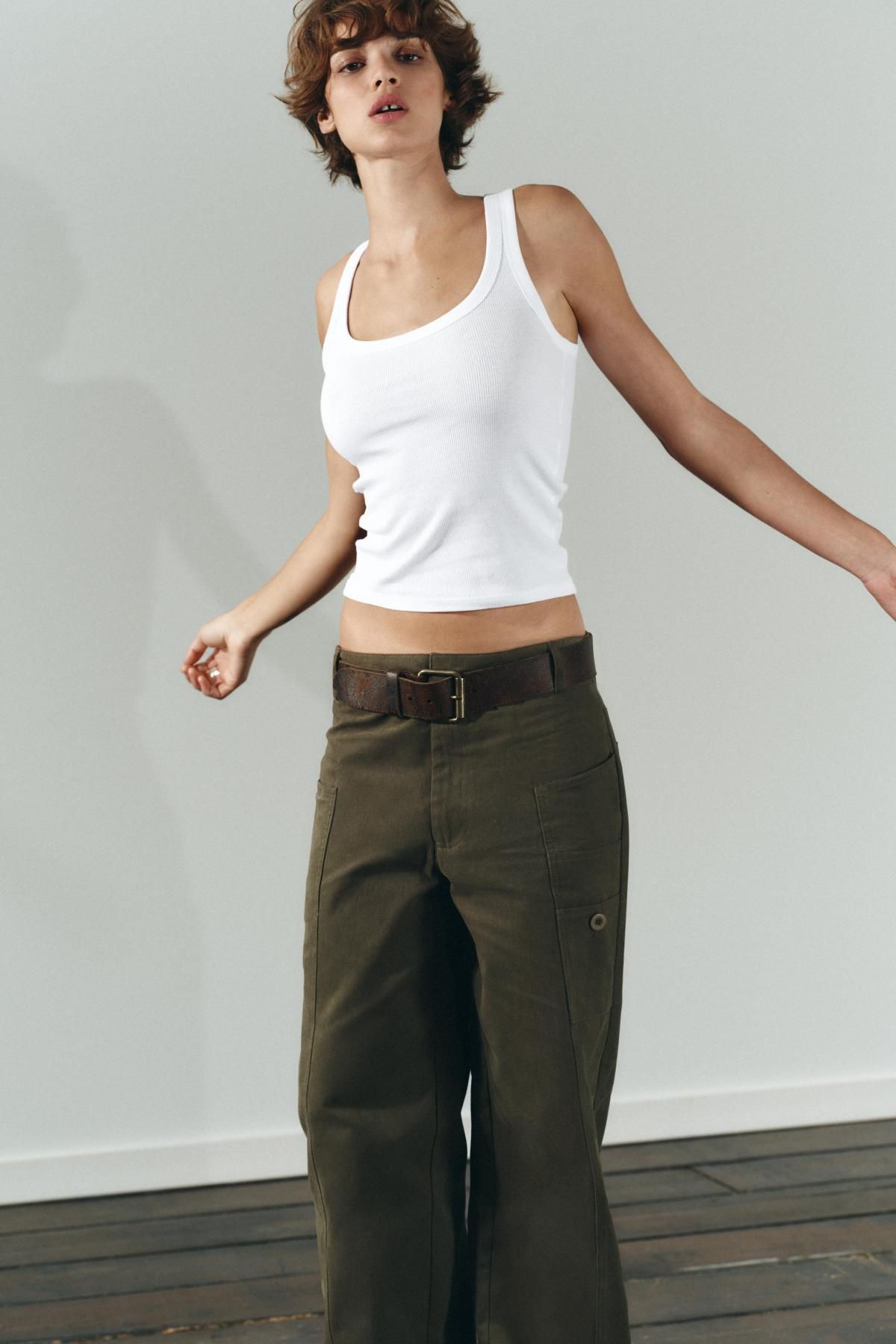 자라 카고 하이웨이스트 벌룬 와이드 팬츠 1255/543 DARK KHAKI - 상세 이미지 5