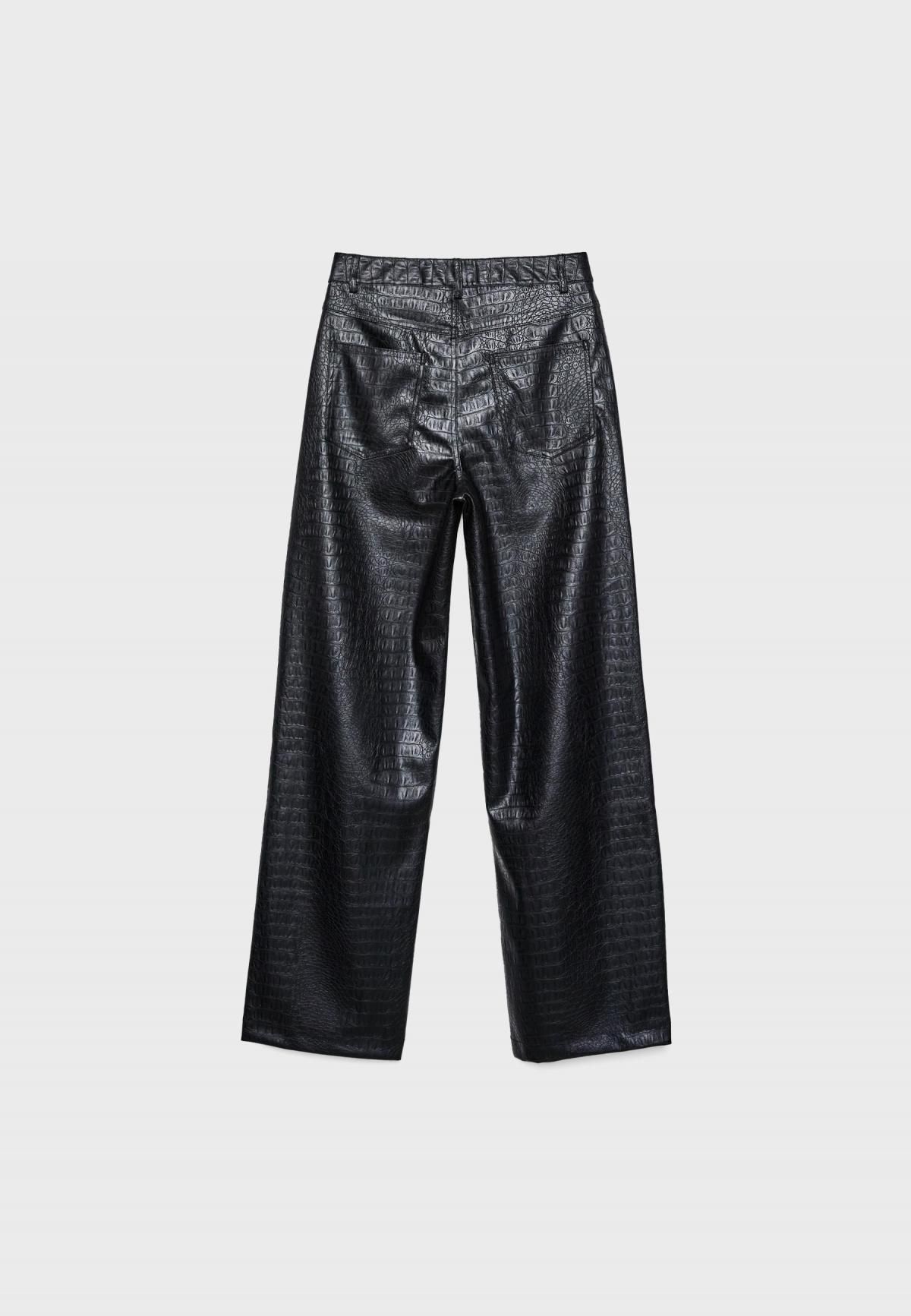 스트라디바리우스 레더 이펙트 크로커 텍스처 스트레이트핏 팬츠 4565/899 BLACK - 상세 이미지 2
