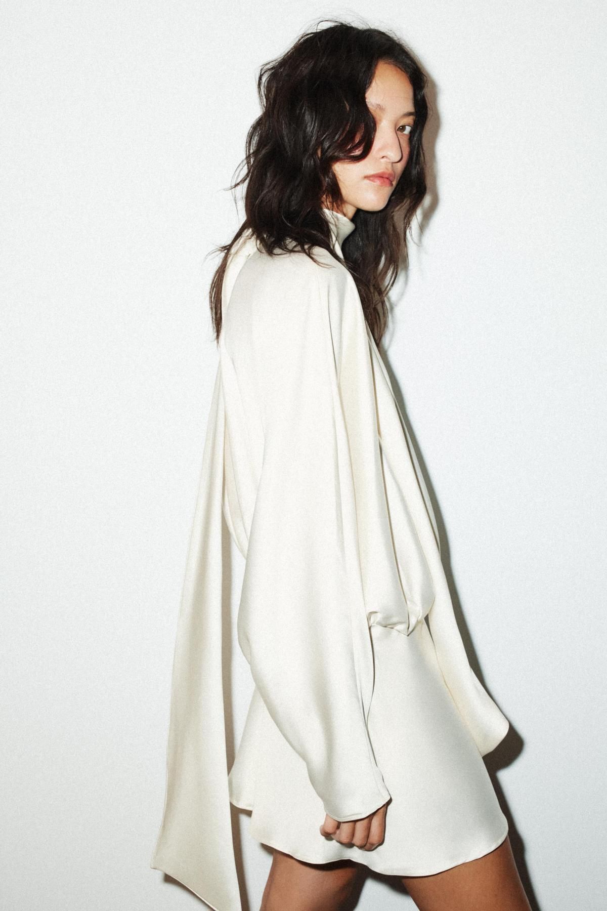 자라 새틴 하이넥 볼륨소매 미니 원피스 4661/215 OYSTER-WHITE - 상세 이미지 5