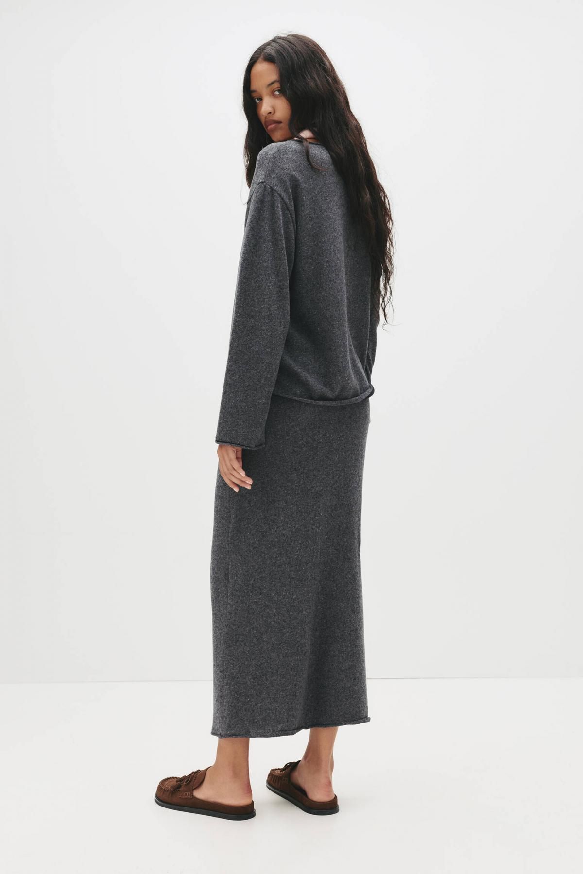 풀앤베어 소프트터치 그레이 라운드넥 긴팔 티셔츠 7151/473 MEDIUM GREY - 상세 이미지 5