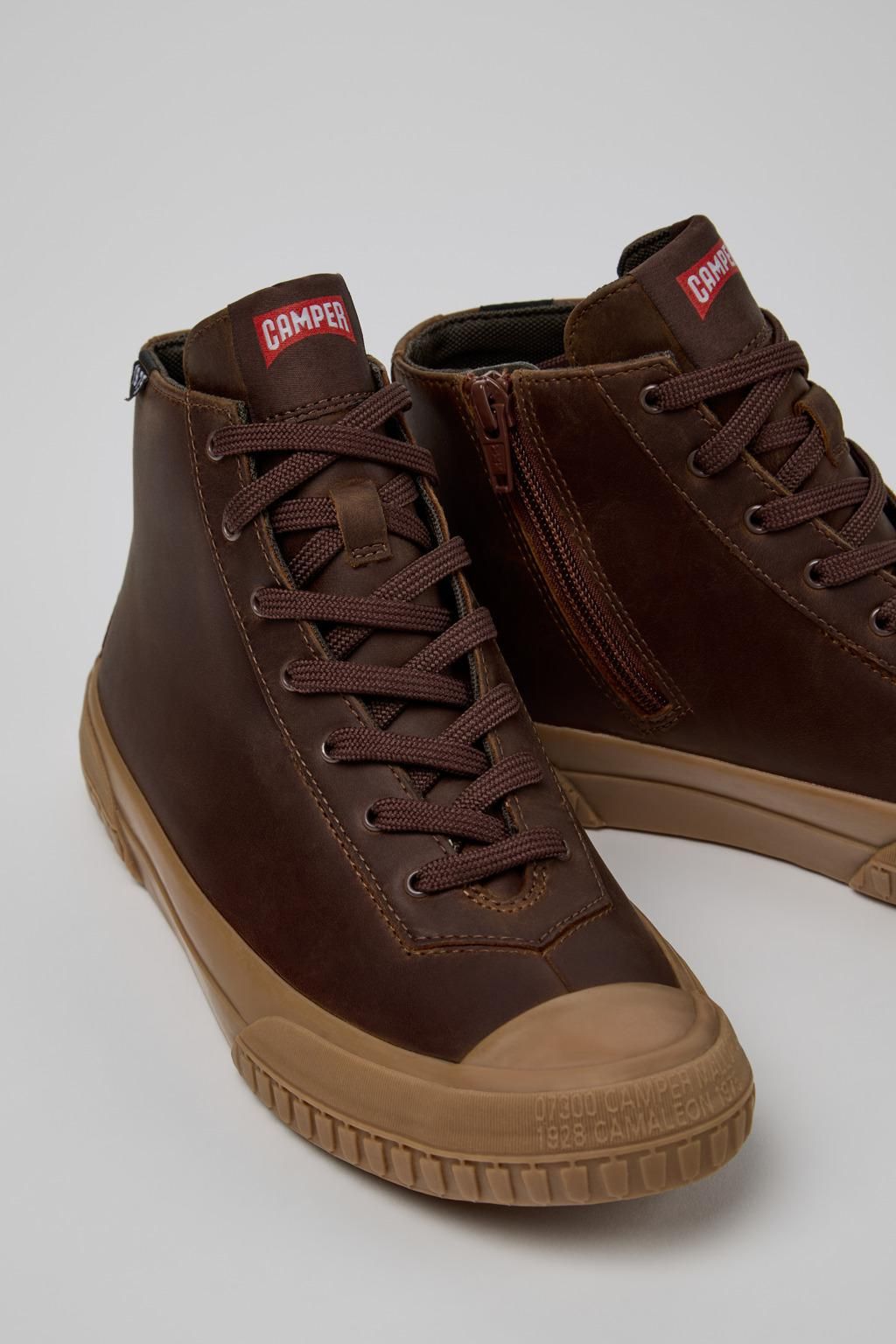 캠퍼 프리미엄 카프스킨 브라운 하이탑 스니커즈 Camaleon K400614-010 BROWN - 상세 이미지 2