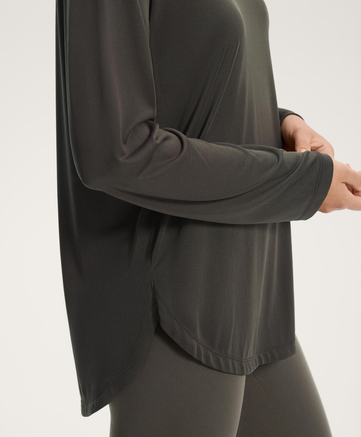 오이쇼 모달블렌드 백플리츠 라운드넥 긴팔 티셔츠 0609/314 ANTHRACITE - 상세 이미지 5