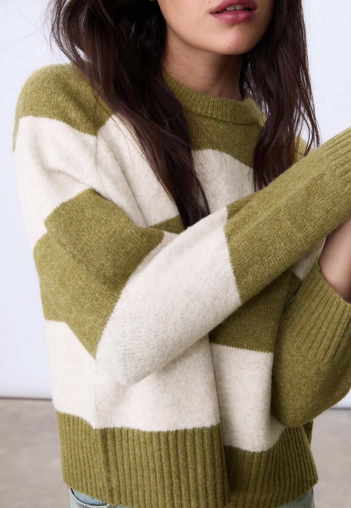 스트라디바리우스 스트라이프 라운드넥 소프트 니트 스웨터 5028/411 OLIVE GREEN - 상세 이미지 4