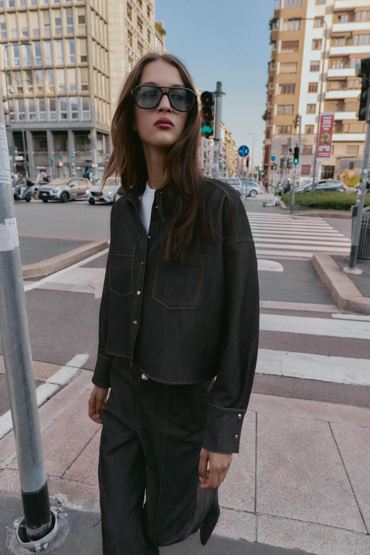 자라 오버사이즈 테크니컬 스티치 크롭 셔츠 8997/981 BLACK - 상세 이미지 4