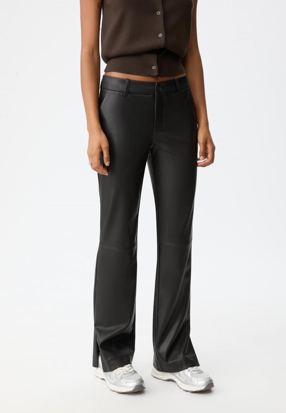 스트라디바리우스 레더 이펙트 스트레이트핏 사이드 지퍼 팬츠 8296/160 BLACK - 상품 이미지