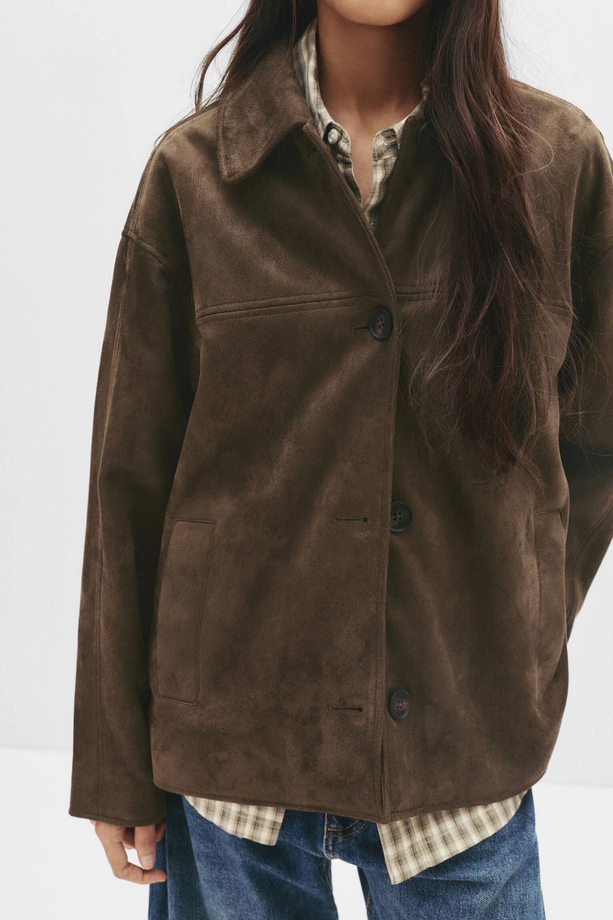풀앤베어 레더 이펙트 엠보싱 브라운 셔츠카라 재킷 7700/389 CHOCOLATE - 상세 이미지 2