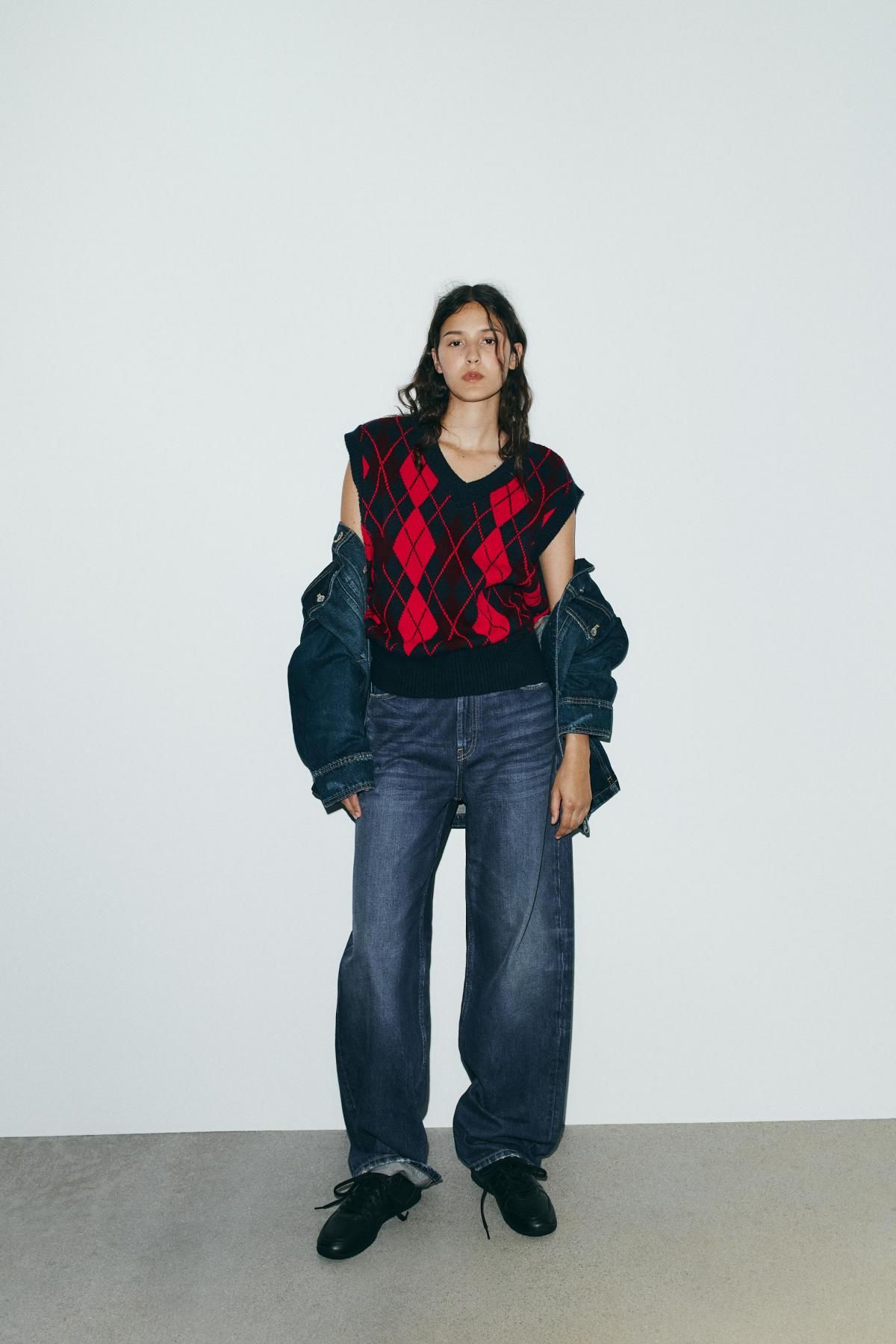 자라 아가일 오버사이즈 브이넥 니트 베스트 1822/104 RED/NAVY - 상세 이미지 2