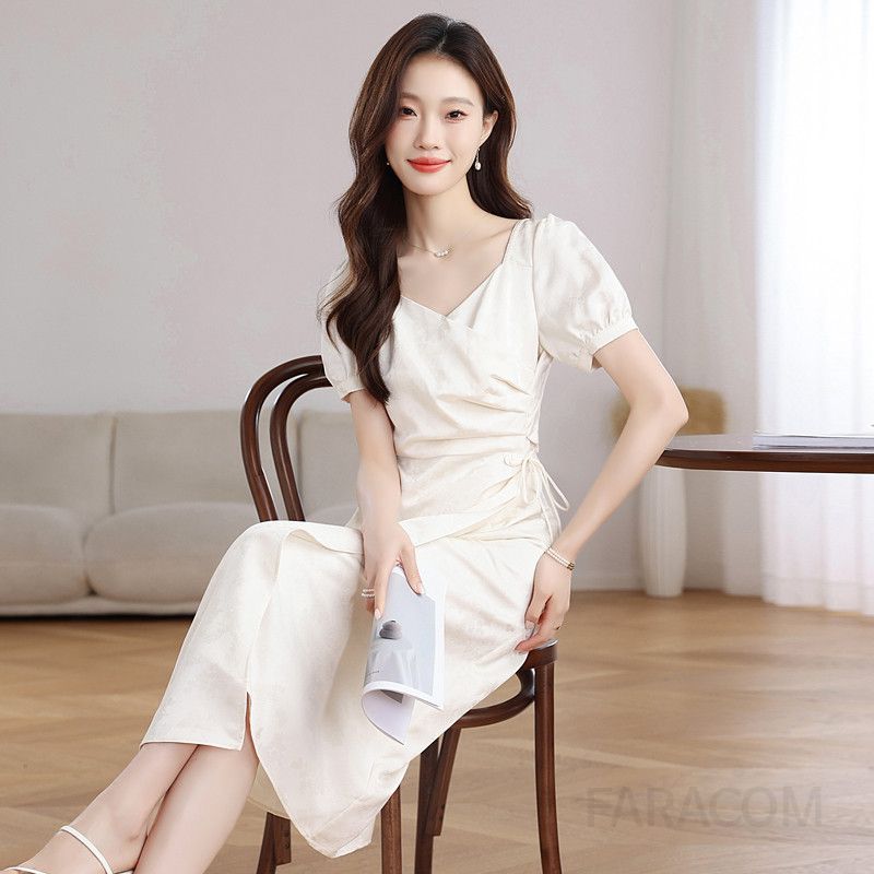 여름 플라워 스퀘어넥 퍼프 슬리브 롱 원피스 여성 기질 허리 강조 스타일리시한 비치 바캉스룩 데일리 드레스 - 상세 이미지 3