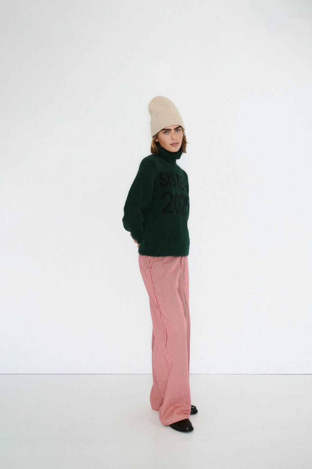 타이니코튼 테크니컬 하이넥 그린 스웨터 AW25-672M22 ONE COLOR - 상세 이미지 3