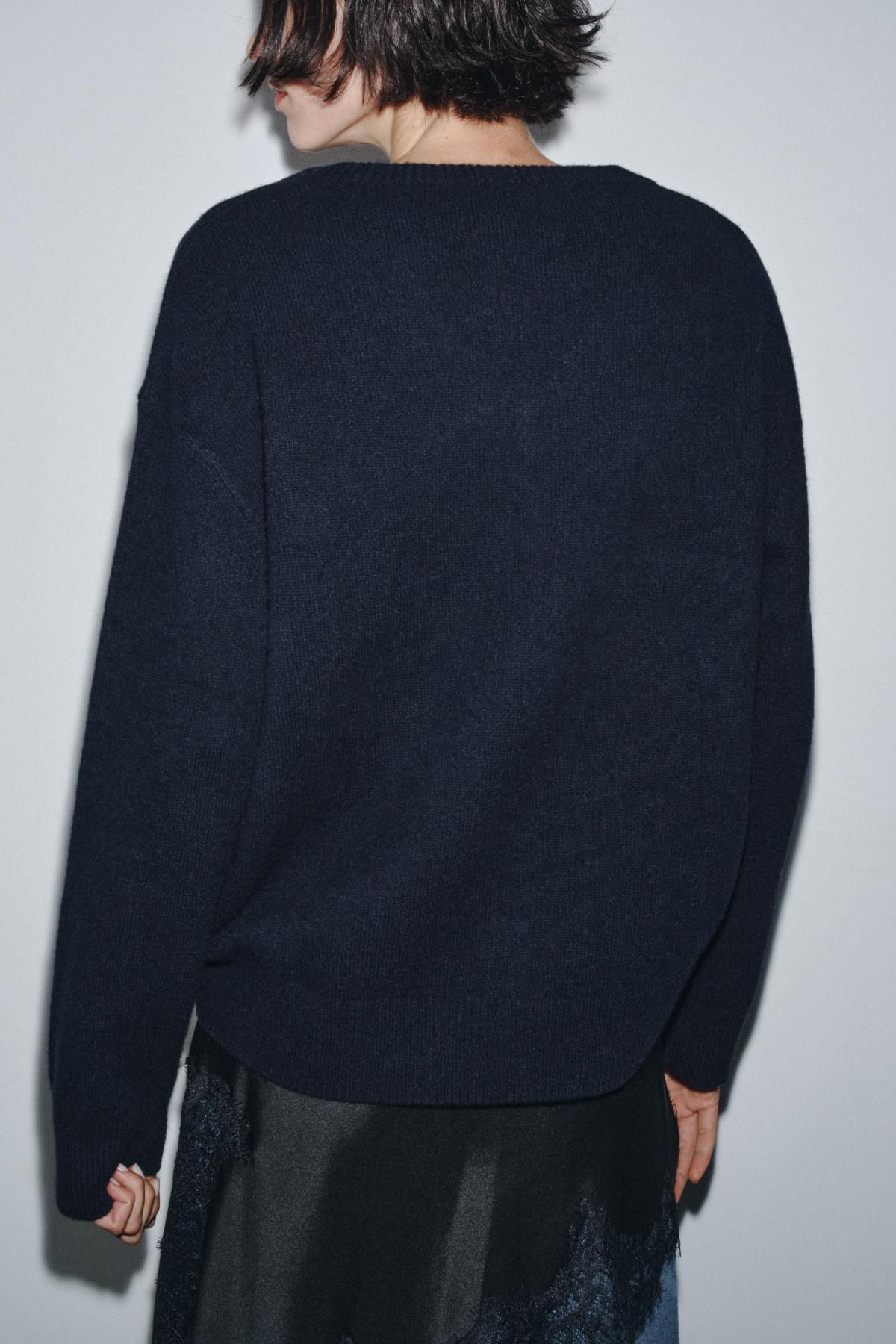 자라 프리미엄 울 브이넥 니트 스웨터 9598/116 NAVY BLUE - 상세 이미지 4