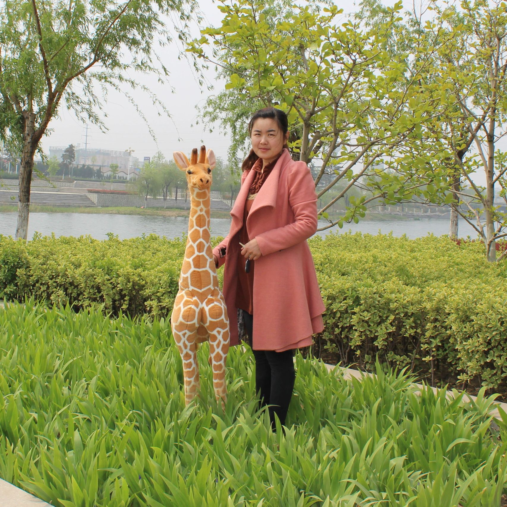 인형 사슴 애착 기린인형 큰 봉제 동물 서 있는 매화 사슴 65cm 높이 사슴뿔 포함 - 상세 이미지 4