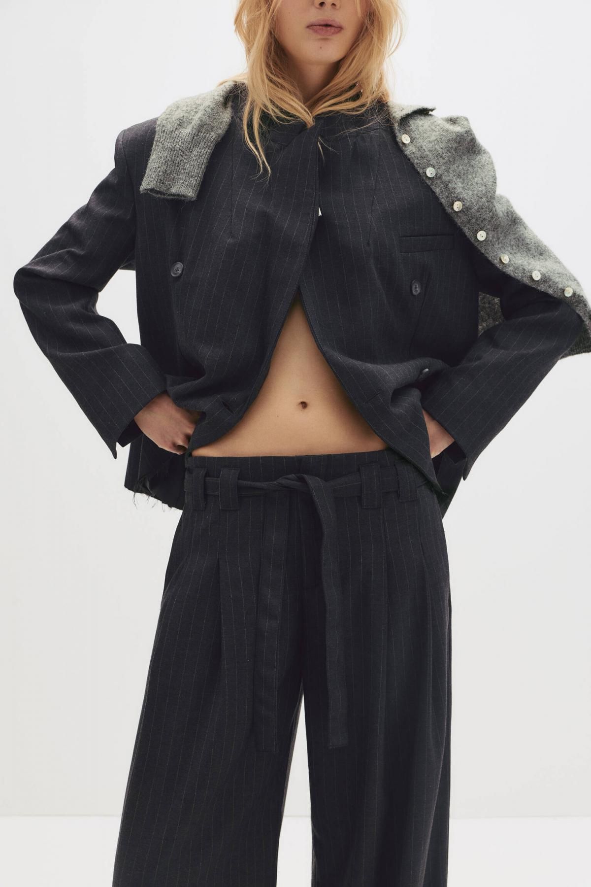 풀앤베어 와이드 하이웨이스트 핀스트라이프 스마트 팬츠 7674/335 STRIPED - 상세 이미지 5