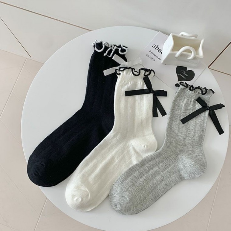 발레코어 여리감성 중목양말 3개세트 - 메인 이미지