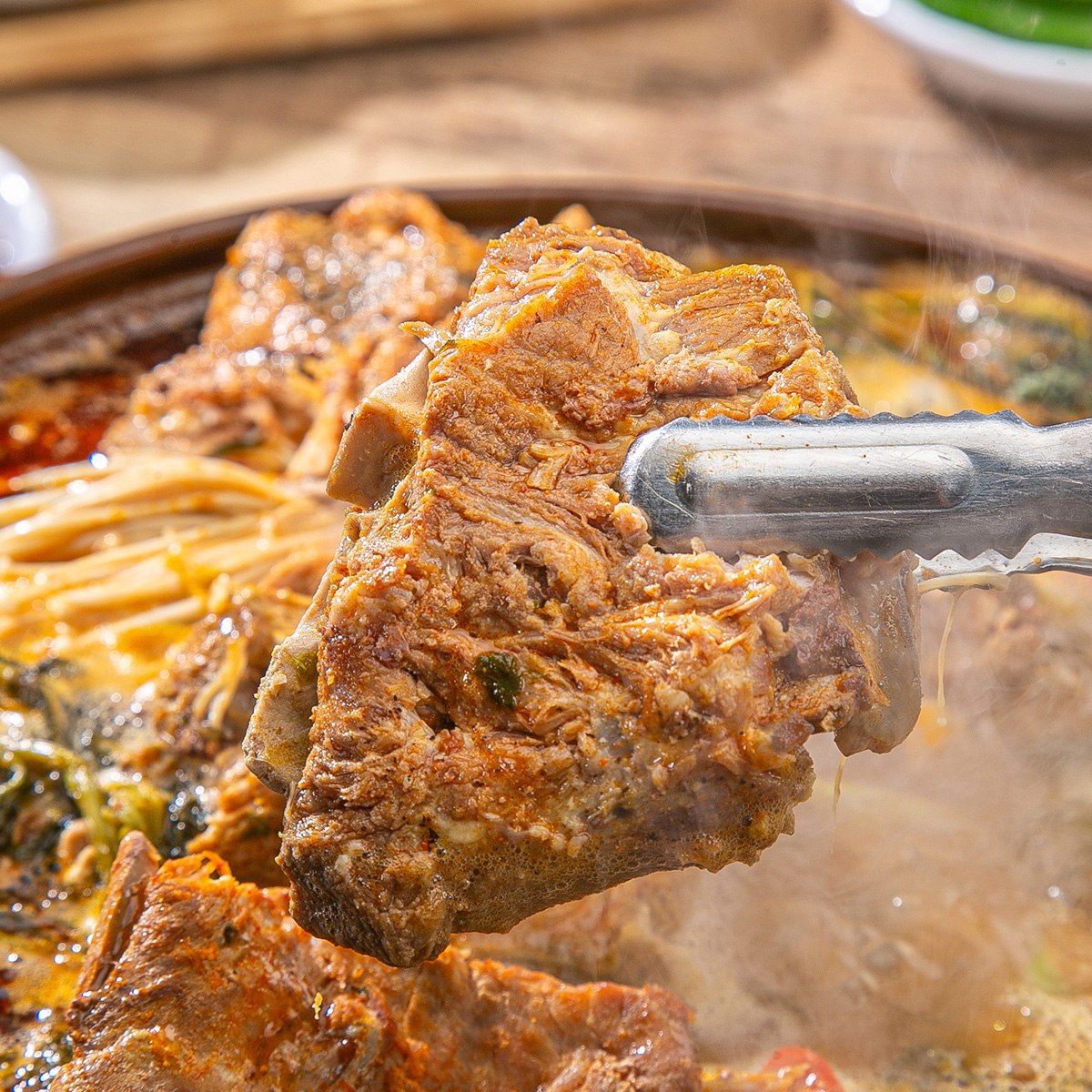 대용량 감자탕 4.7kg x 1팩 국내산 등뼈 사골 - 상세 이미지 2