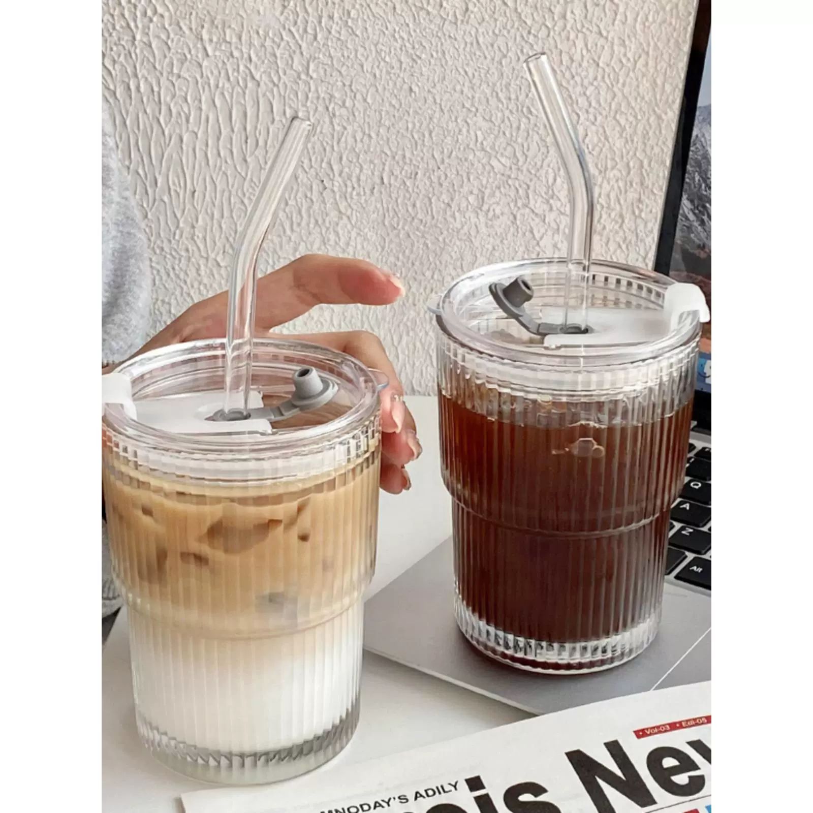 뚜껑이 있고 빨대 스트라이프 유리 아이스 커피 컵 투명 줄무늬 단일컵 450ml - 상세 이미지 2