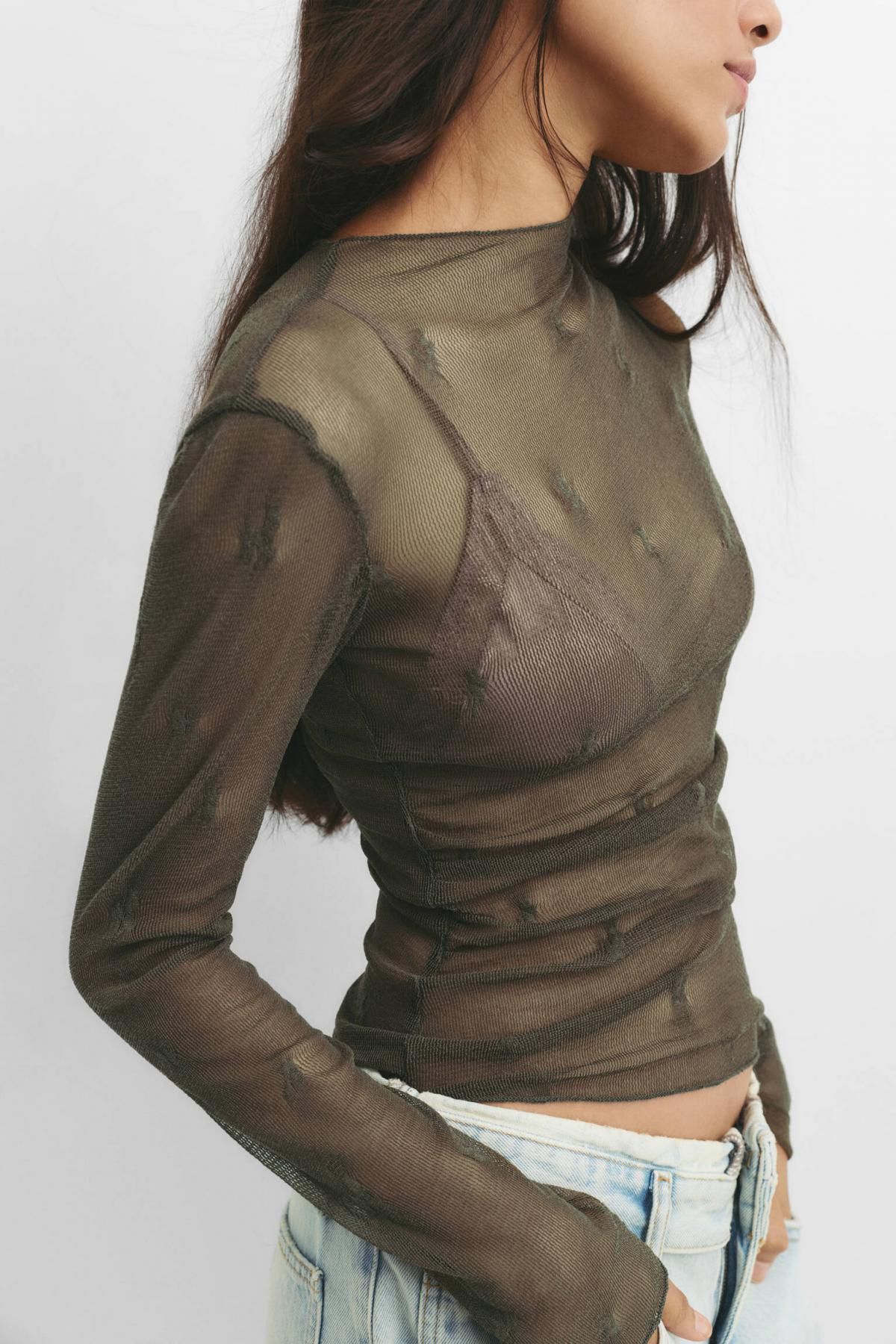 풀앤베어 시스루 슬림핏 라운드넥 긴팔 탑 7152/362 KHAKI - 상세 이미지 4