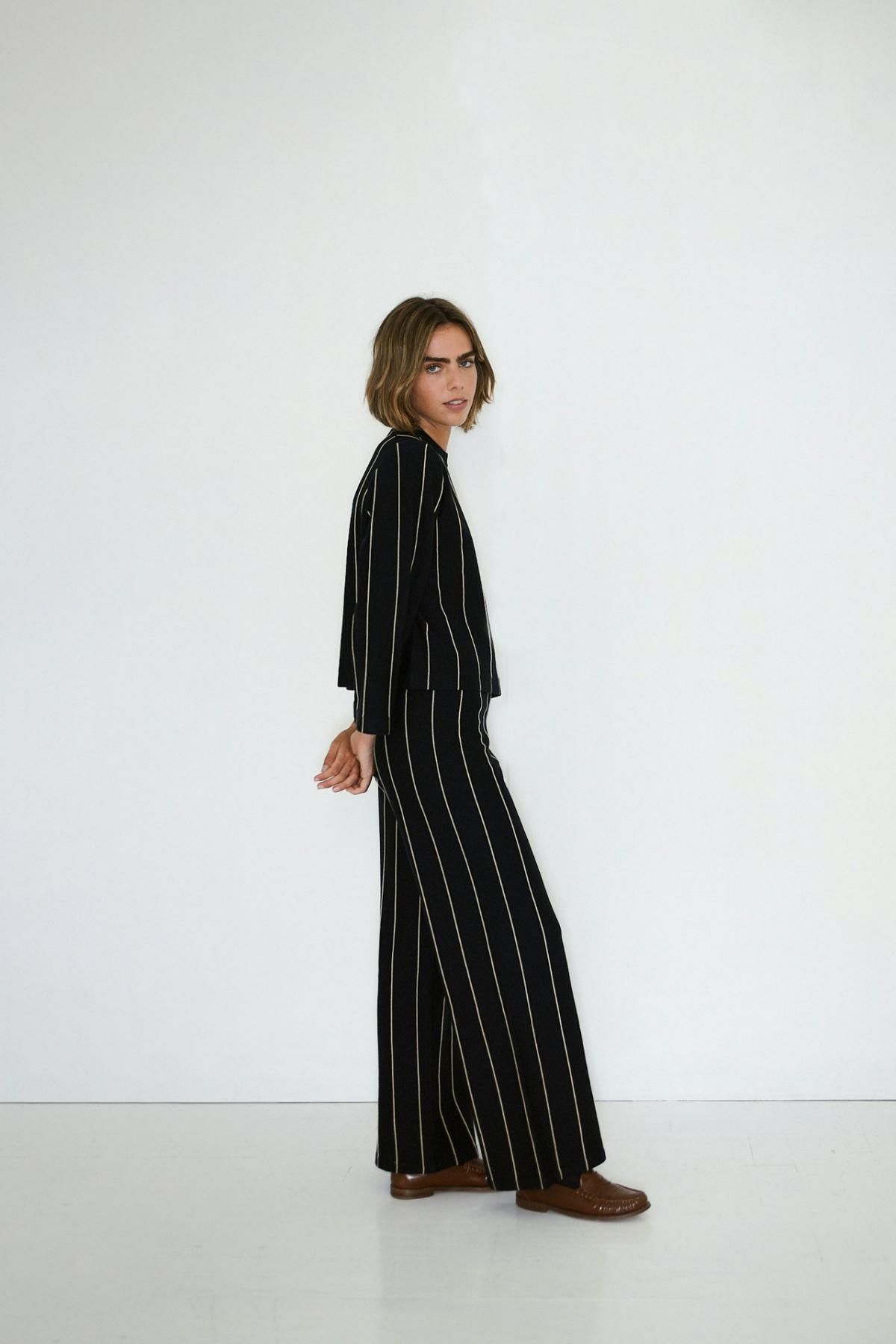 타이니코튼 스트라이프 네이비 테크니컬 긴팔 티셔츠 AW25-730107 ONE COLOR - 상세 이미지 5