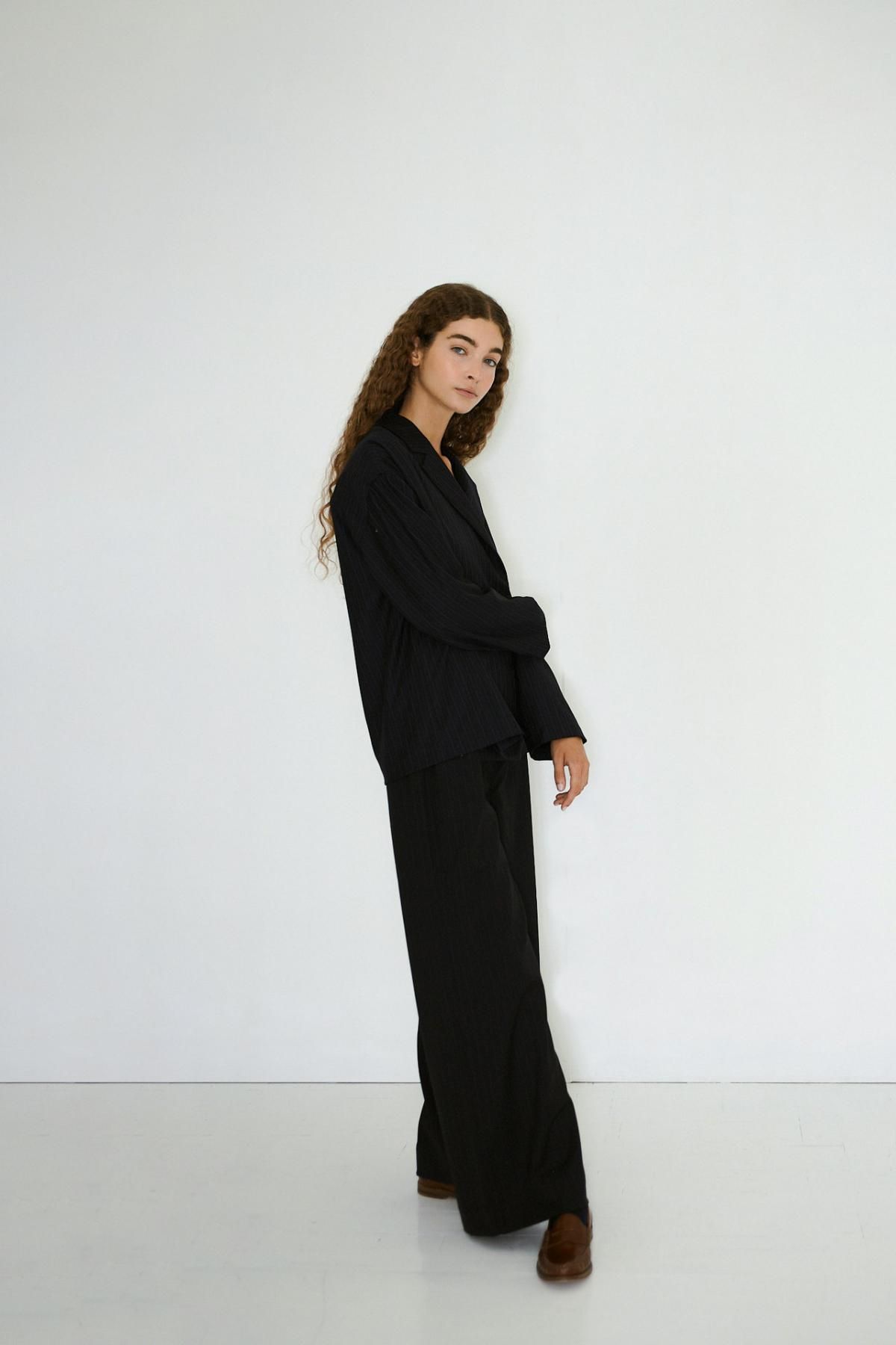 타이니코튼 테크니컬 울 스트라이프 네이비 와이드 팬츠 AW25-744107 ONE COLOR - 상세 이미지 4