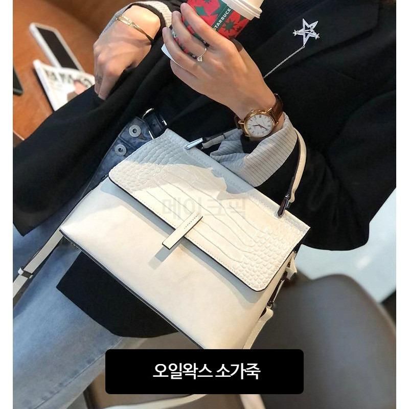 가벼운 여성 소가죽 대용량 핸드백 세련된 디자인 데일리 숄더백 출퇴근용 여성가방 - 상세 이미지 2