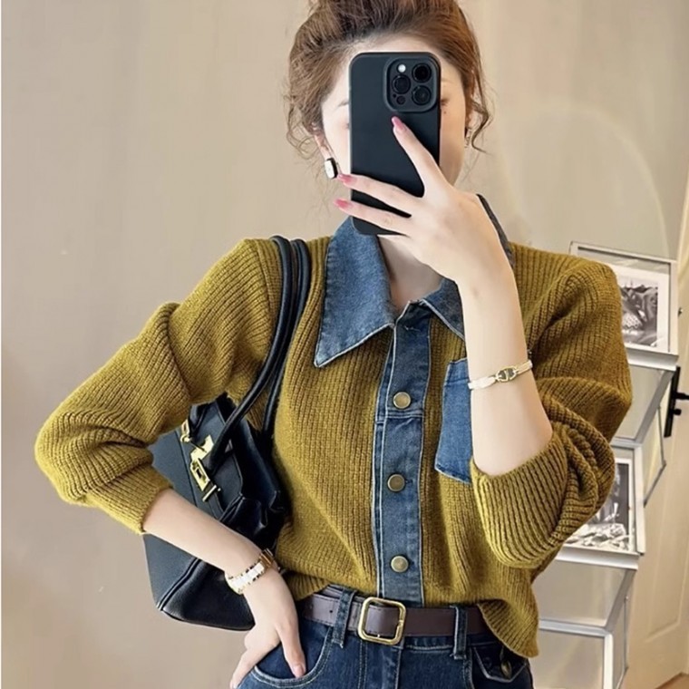 25FW 데님 카라 배색 니트 가디건 2Color - 메인 이미지
