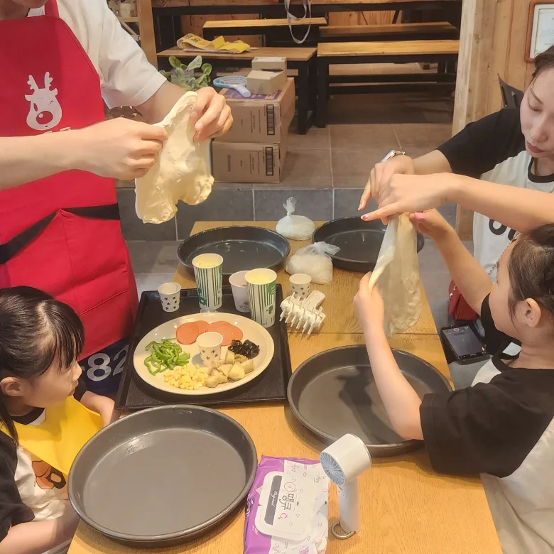 [계곡체험] 경기 여주 농촌 가족 농장체험 주록리 계곡 송사리 잡기 + 수제 피자 만들기 + 우드 공예 체험 by 루돌프 - 상세 이미지 4