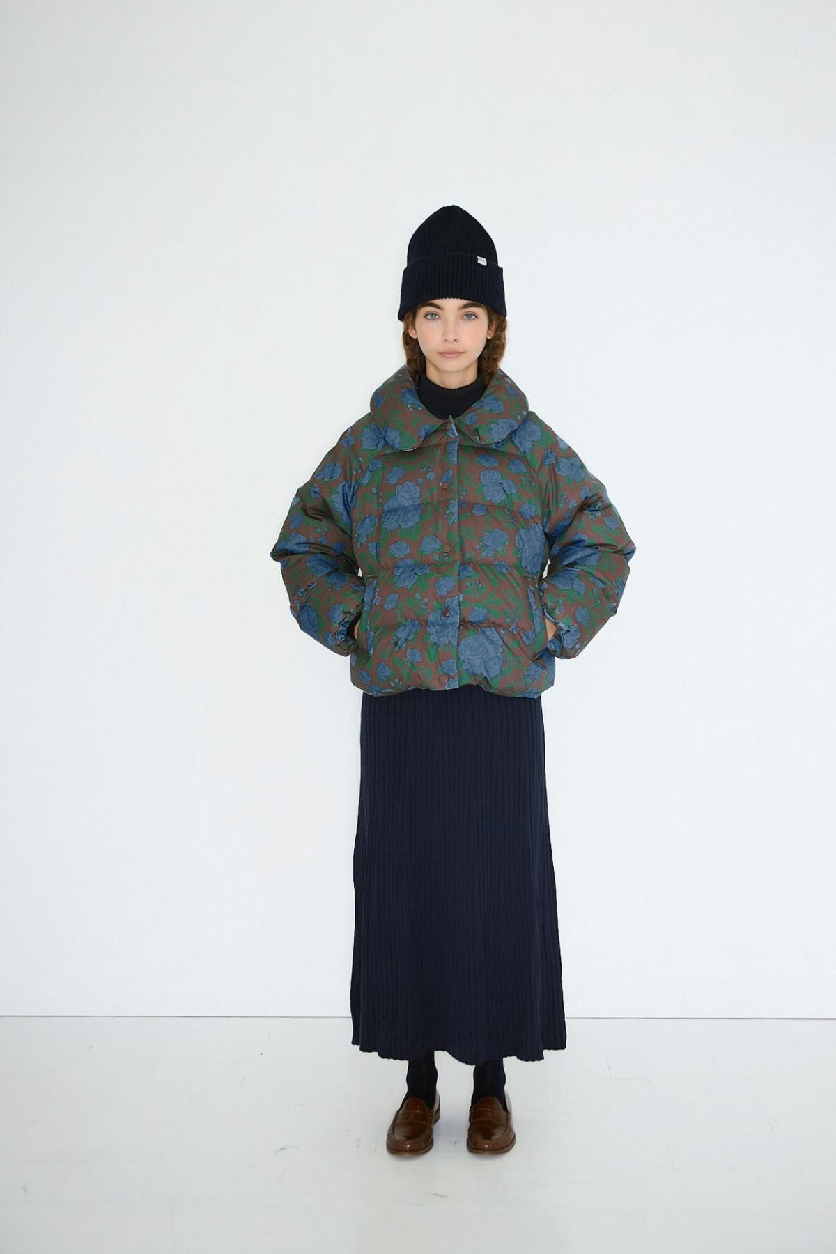 타이니코튼 다크브라운 크롭 패턴 패딩 자켓 AW25-755M05 ONE COLOR - 상세 이미지 3