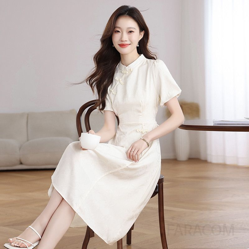 여름 여성 중국 전통 치파오 드레스 슬림핏 개량형 원피스 복고풍 스타일로 파티나 시원한 착용감의 가벼운 의상 - 상세 이미지 3