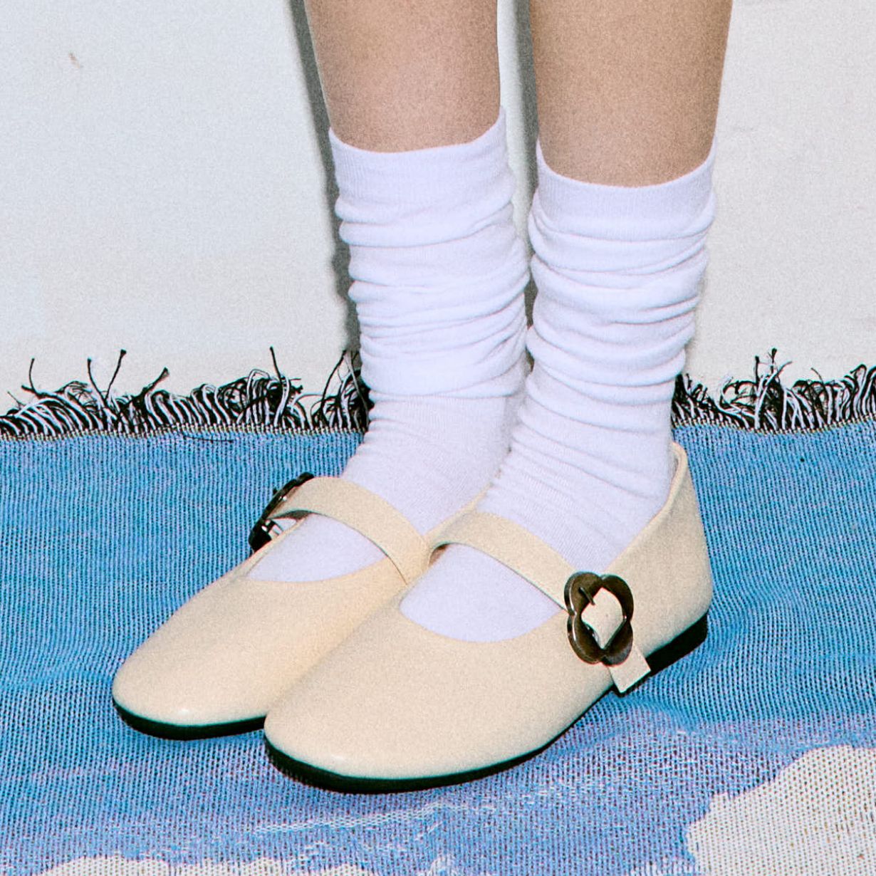 스퍼 오드 플라워 버클 메리제인 플랫슈즈 1.5cm -VA9019 (2color) 이미지 6