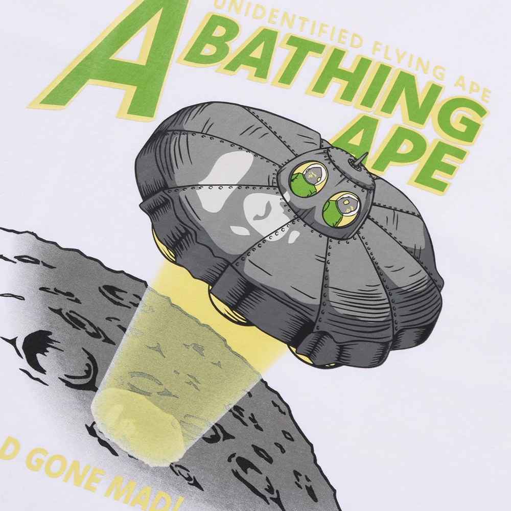 베이프 반팔티 APE HEAD UFO ON MOON TEE 1L70-110-005 - 상세 이미지 5