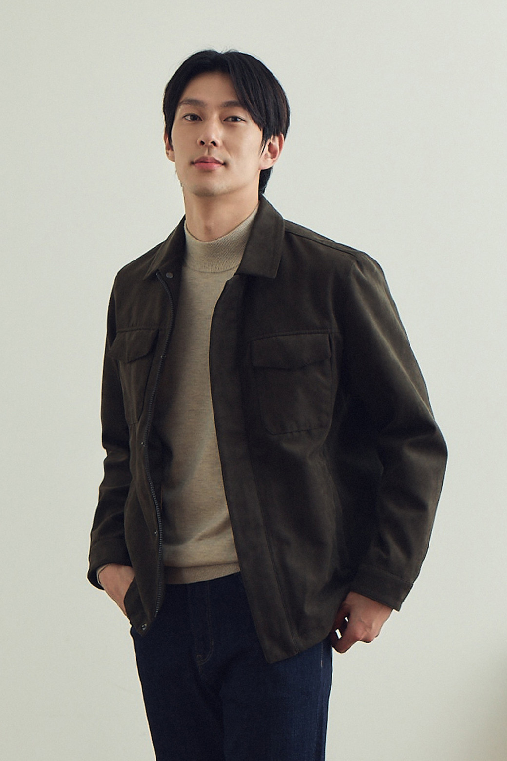 코오롱 브렌우드 스웨이드 트러커 가을 멋내기 셔츠형 점퍼 BRUAA25162KHX - 메인 이미지