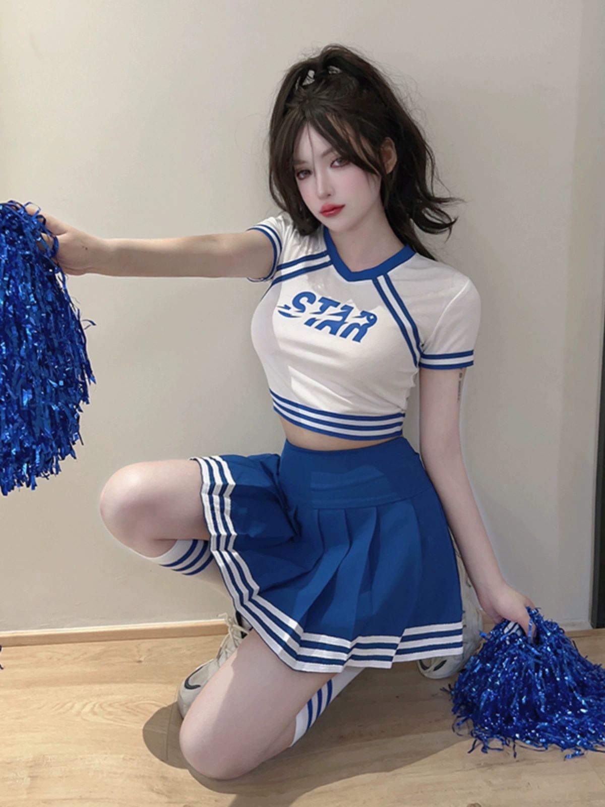 치어리더 의상 유니폼 할로윈 여학생 단체 스팽글 응원단복 민소매 공연 치어리더옷 945 상의 XS - 상세 이미지 5
