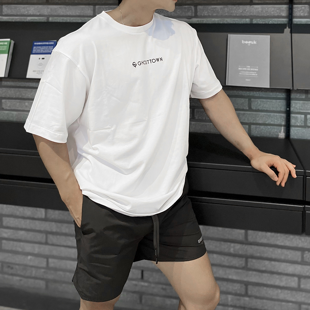 [고스트타운] 피그먼트 스몰로고 오버핏 티셔츠 화이트 반팔 짐웨어 헬스 - 상세 이미지 2