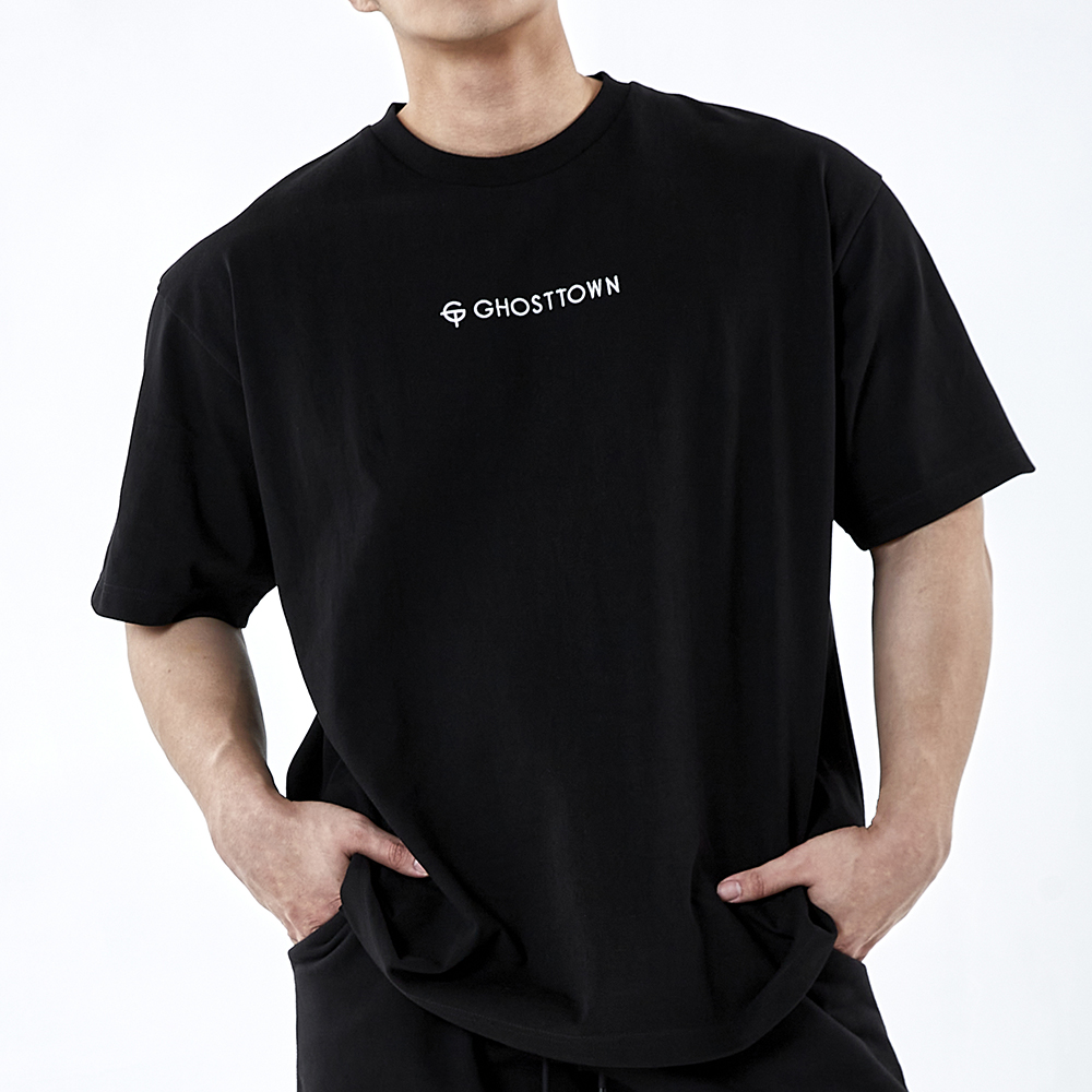[고스트타운] 피그먼트 스몰로고 오버핏 티셔츠 블랙 짐웨어 헬스 - 상세 이미지 2