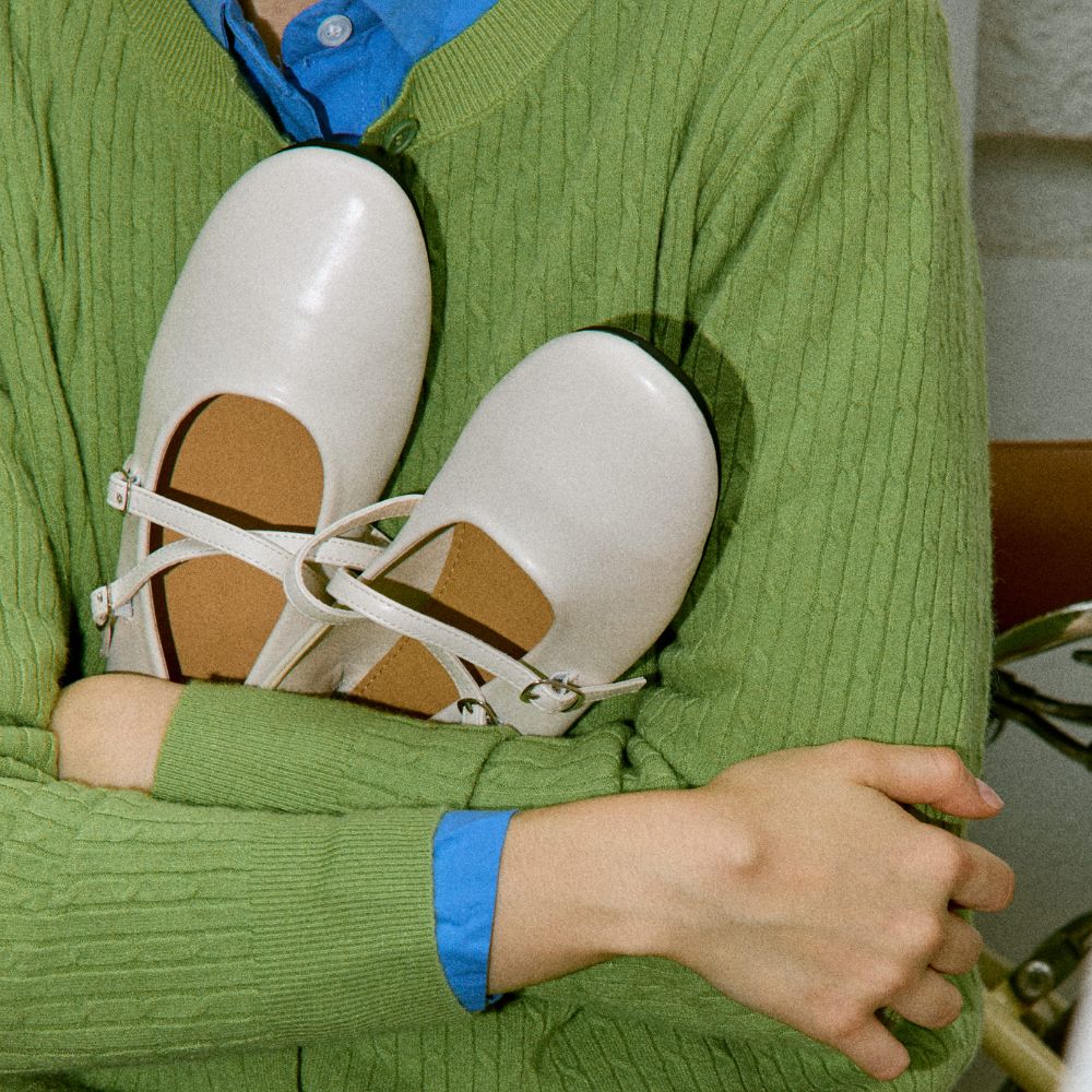 스퍼 오드 라운드토 메리제인 발레 스트랩 플랫슈즈 1.5cm -VA9041 (3color) - 상세 이미지 2