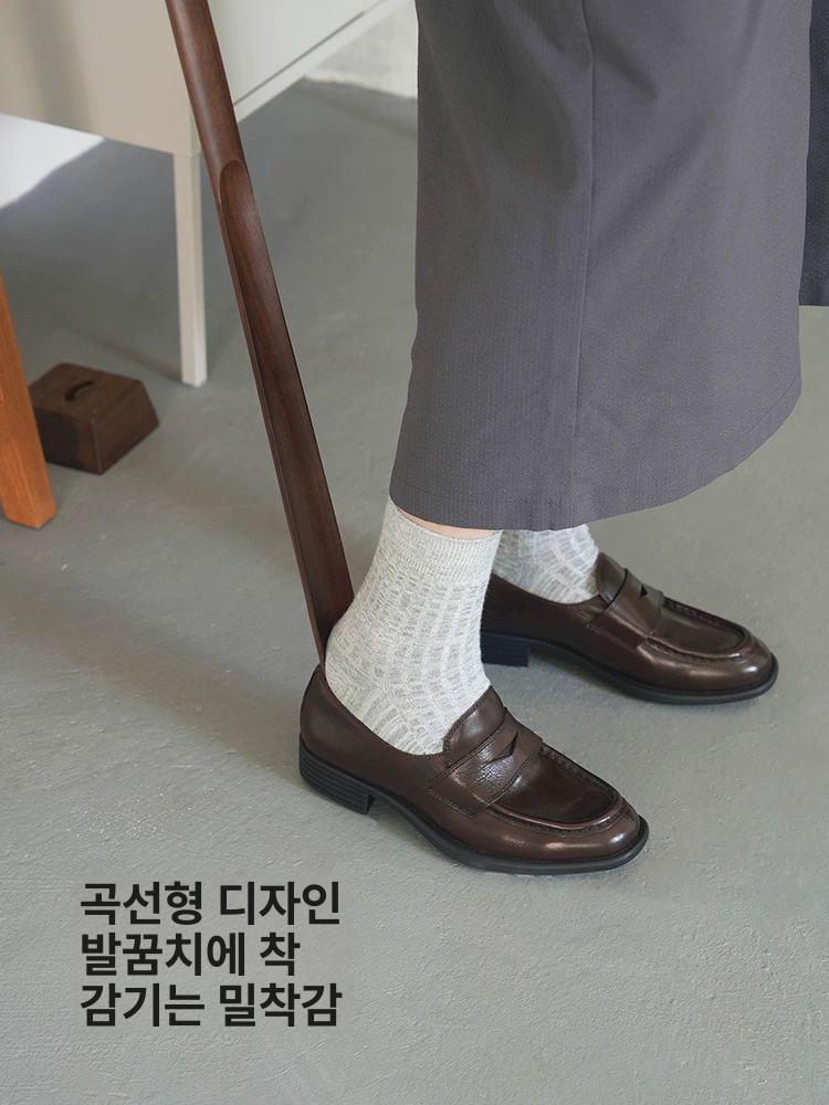 스탠드 구두주걱 일본 구둣주걱 구둣 나뭇결 인테리어 흑호두나무 가정용 받침대 9.8x9.8x4.8cm - 상세 이미지 3