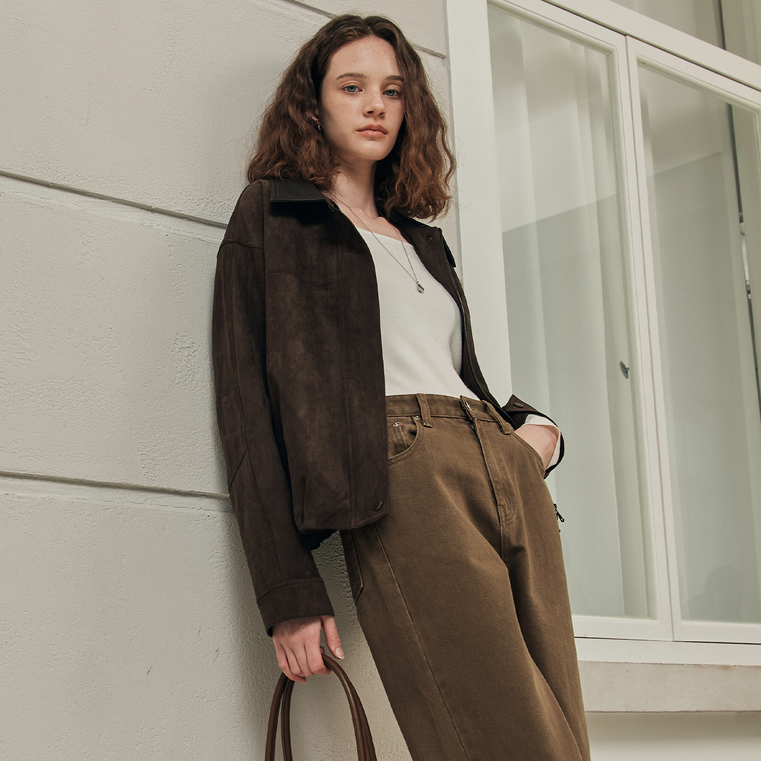 [제로스트릿] 레더 카라 스웨이드 점퍼 LEATHER COLLAR SUEDE JUMPER / MOCHA BROWN - 상품 이미지