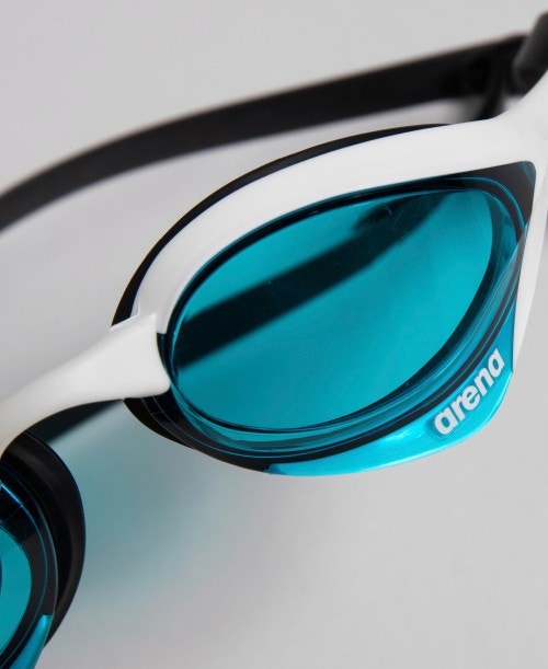 아레나 Cobra Ultra Swipe Swim Goggle - 상세 이미지 4