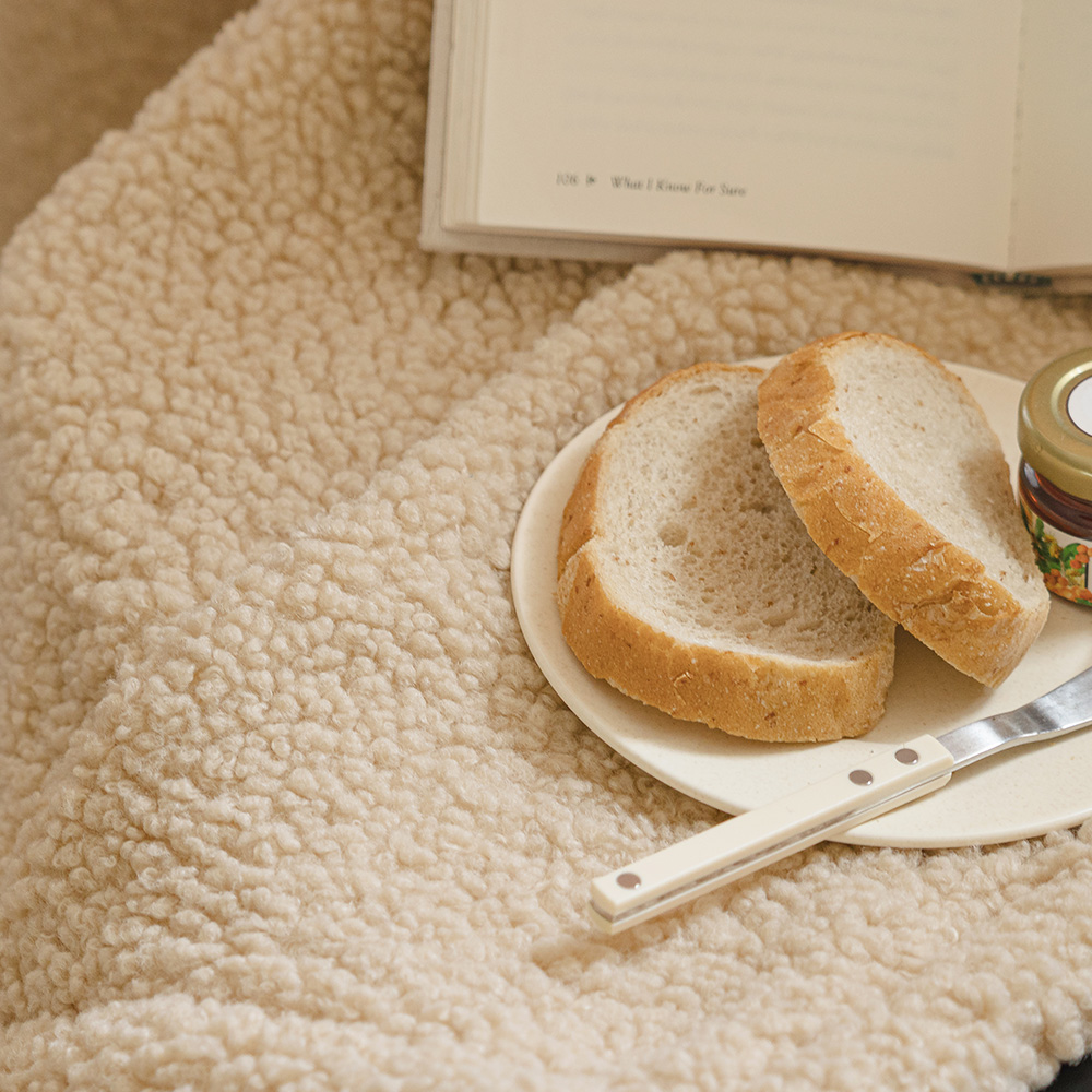 바자르 허그미 양털 솜누빔 방한커튼 140x235