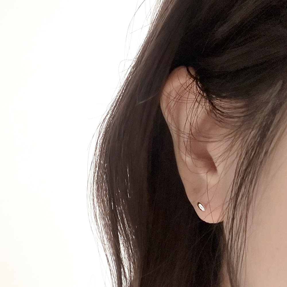 silver925 미니 소세지 쌀알 실버볼 은 딱붙는 귀걸이 실버925 - 상품 이미지